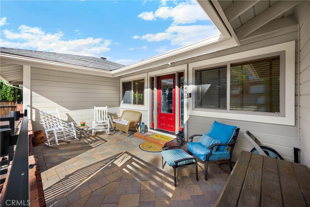 Wrightwood, California, 92397, United States, 5 Bedrooms Bedrooms, ,3 BathroomsBathrooms,Residential,For Sale,1975800