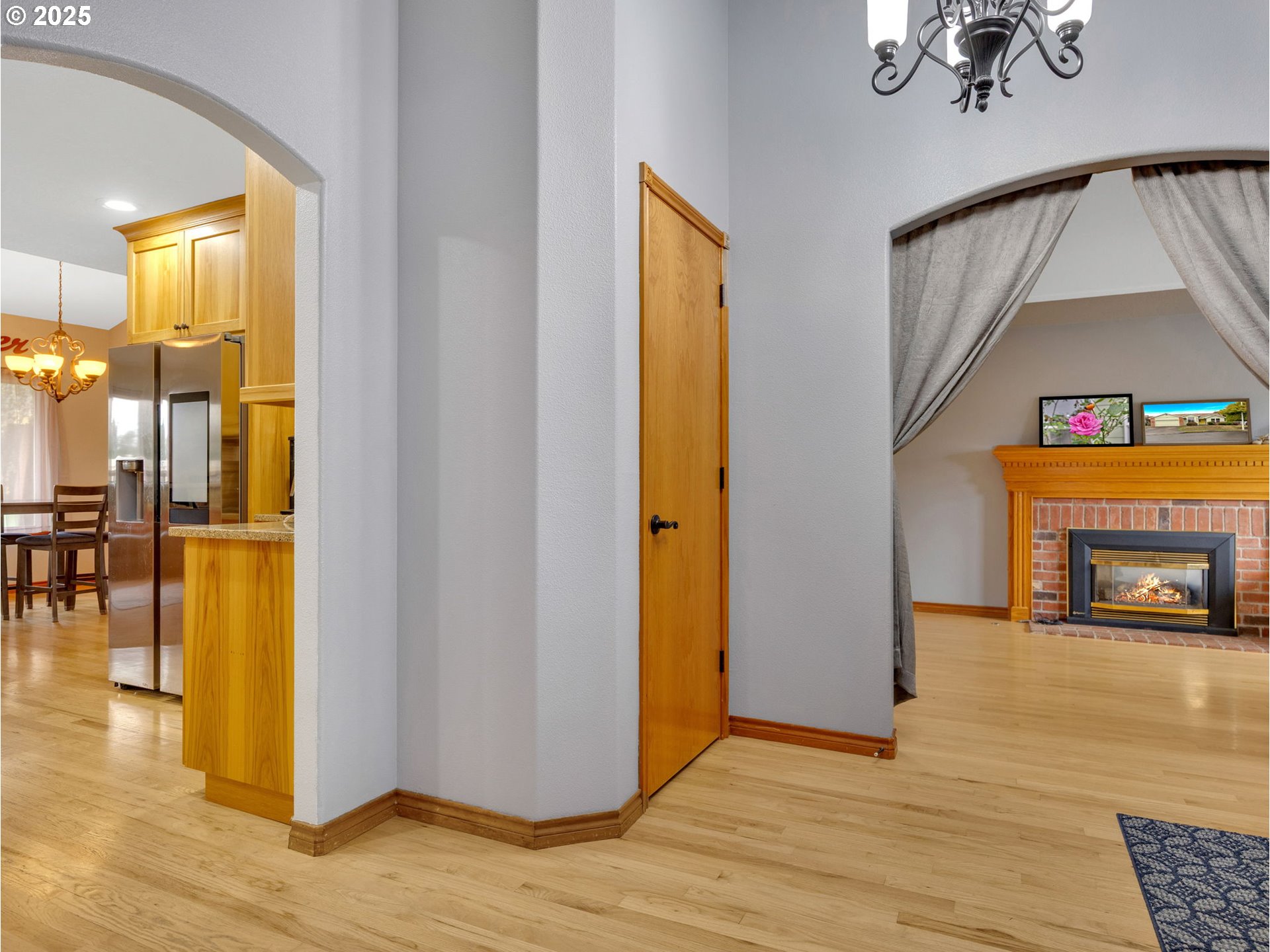 Troutdale, Oregon, 97060, United States, 3 Bedrooms Bedrooms, ,2 BathroomsBathrooms,Residential,For Sale,1984024