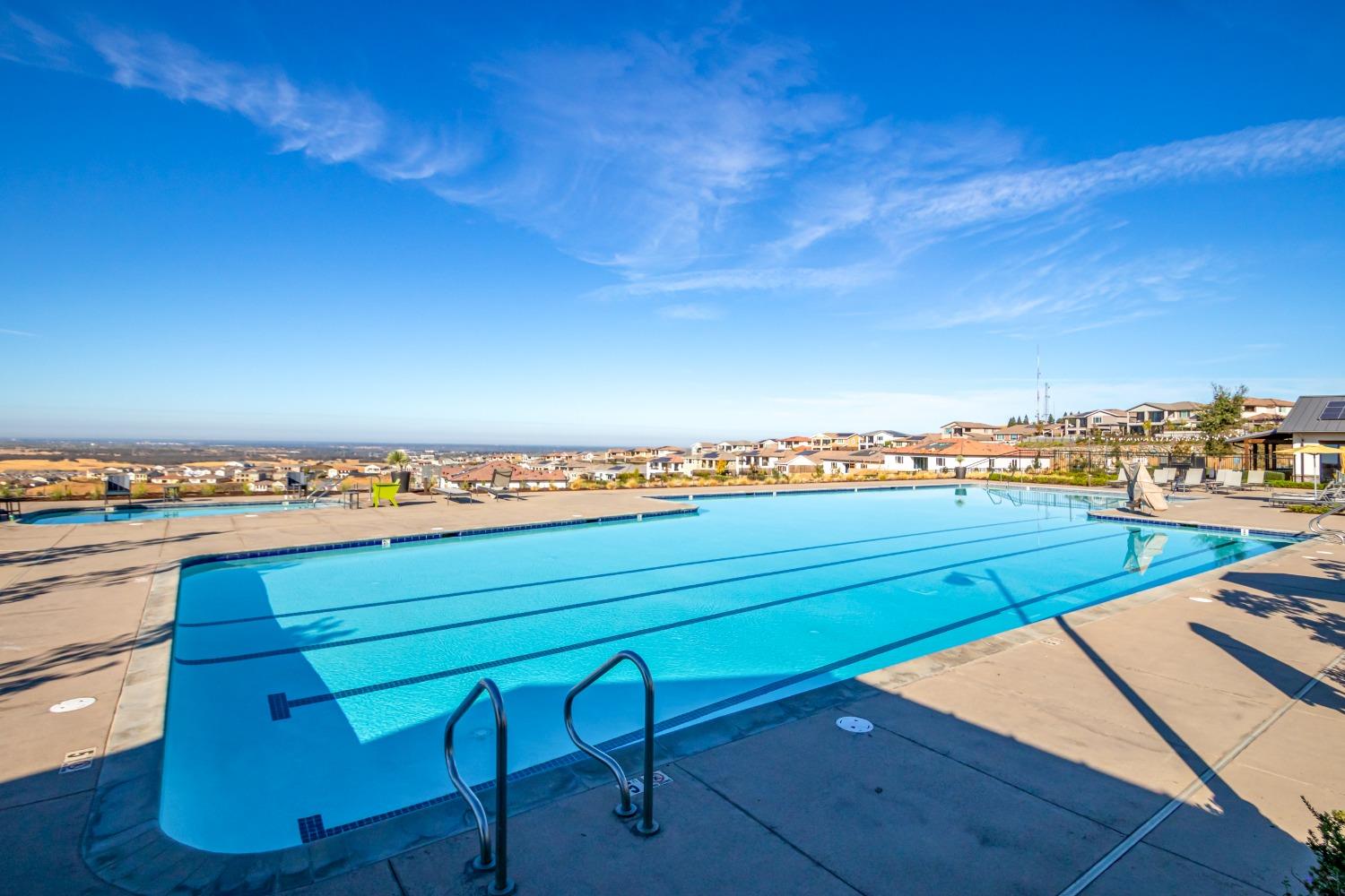 Folsom, California, 95630, United States, 4 Bedrooms Bedrooms, ,3 BathroomsBathrooms,Residential,For Sale,1924612