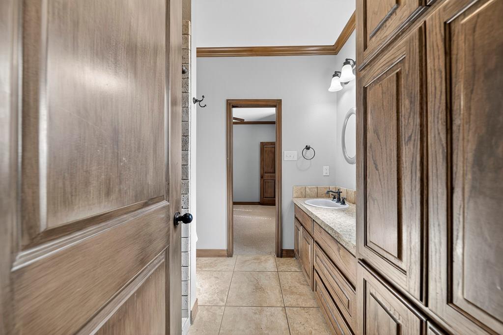 Midland, Texas, 79706, United States, 4 Bedrooms Bedrooms, ,3 BathroomsBathrooms,Residential,For Sale,1944994