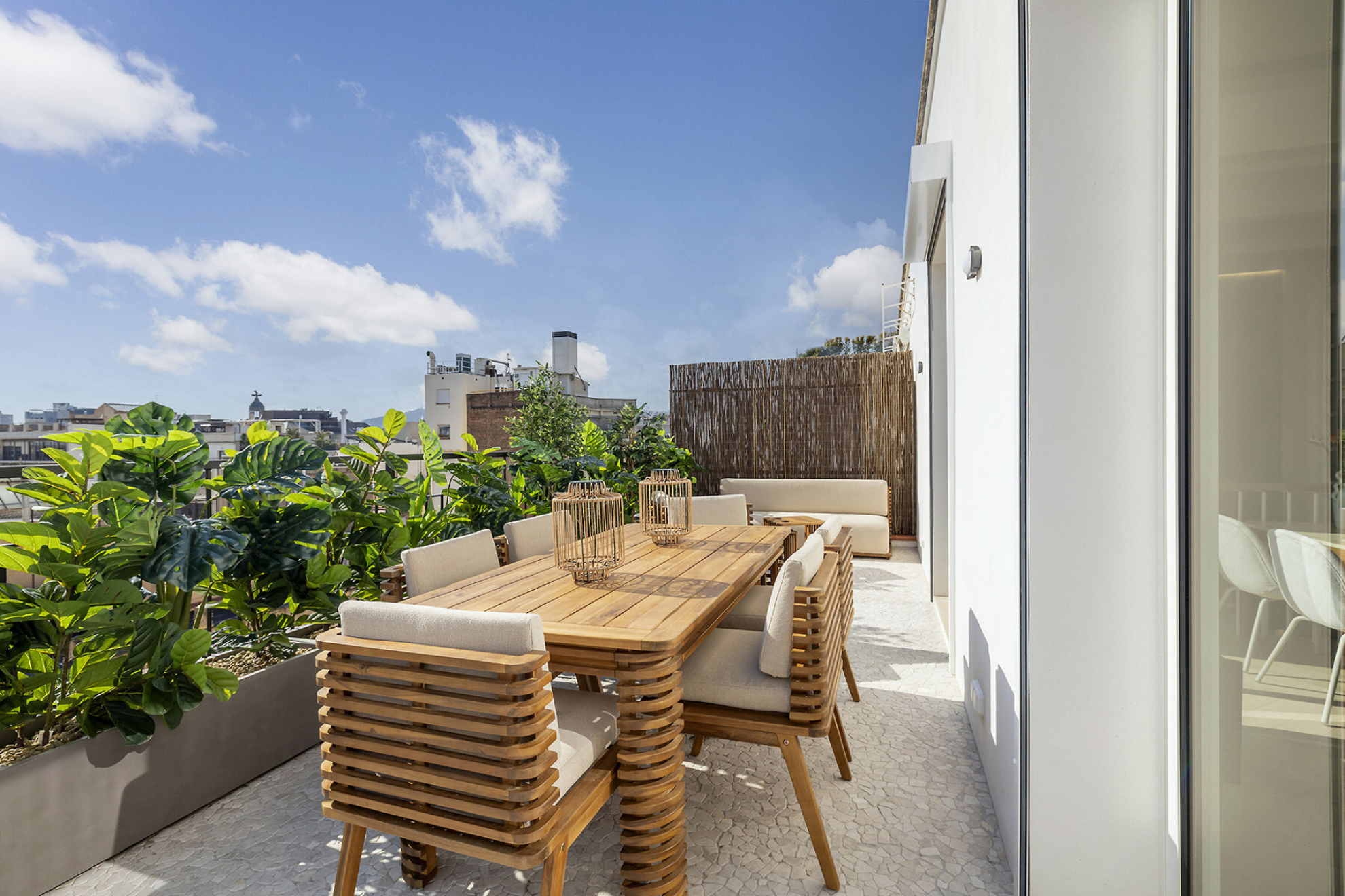  Impressive renovated duplex penthouse with terraces on both levels - 物件實景