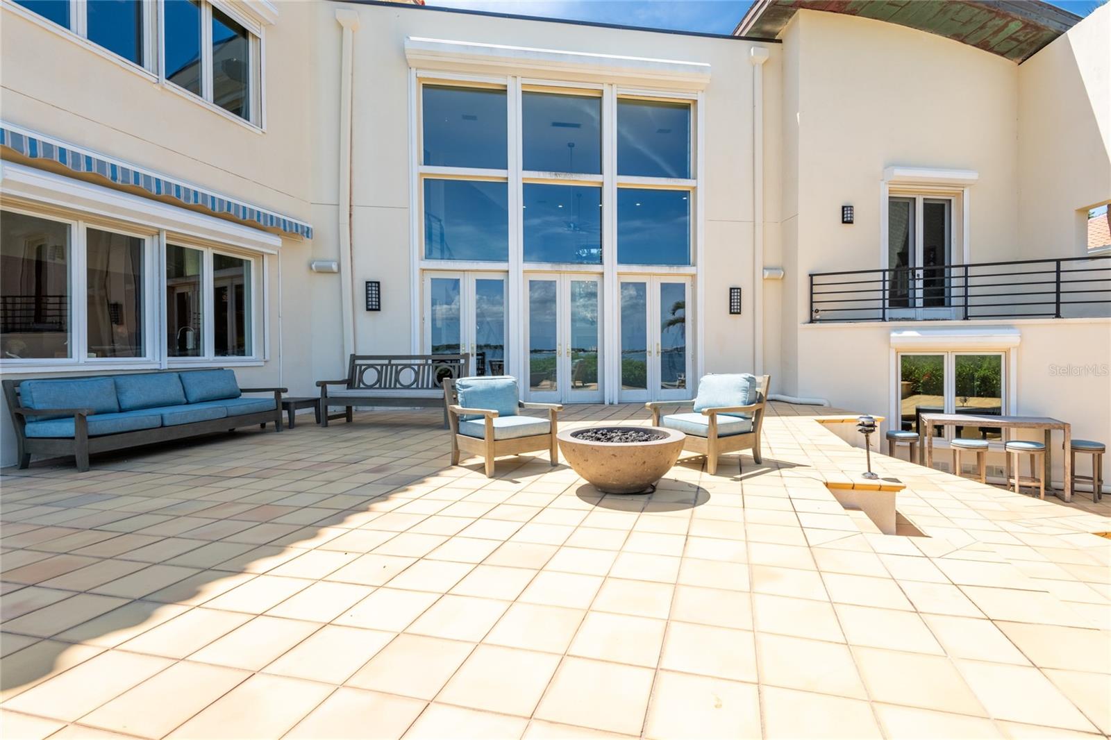 St. Petersburg, Florida, 33711, United States, 4 Bedrooms Bedrooms, ,4 BathroomsBathrooms,Residential,For Sale,1900665