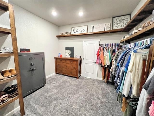 Tahlequah, Oklahoma, 74464, United States, 6 Bedrooms Bedrooms, ,4 BathroomsBathrooms,Residential,For Sale,1982576