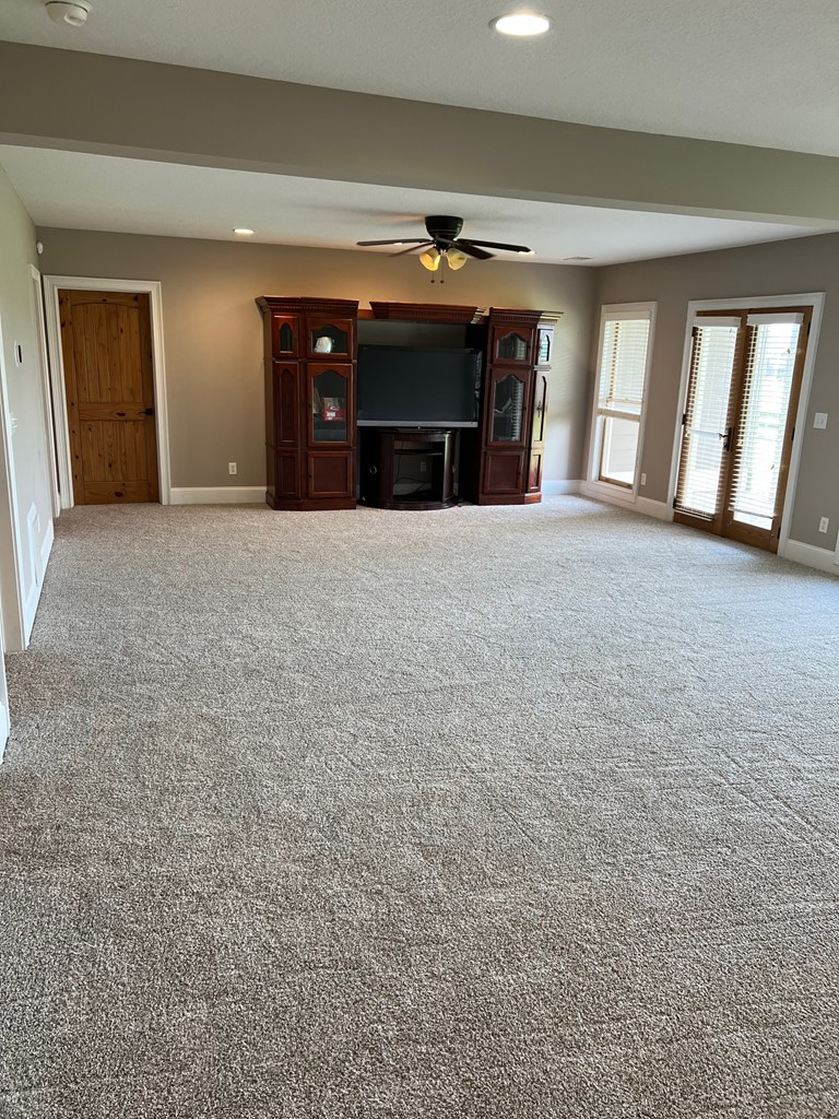 Ellijay, Georgia, 30536, United States, 4 Bedrooms Bedrooms, ,4 BathroomsBathrooms,Residential,For Sale,1876952