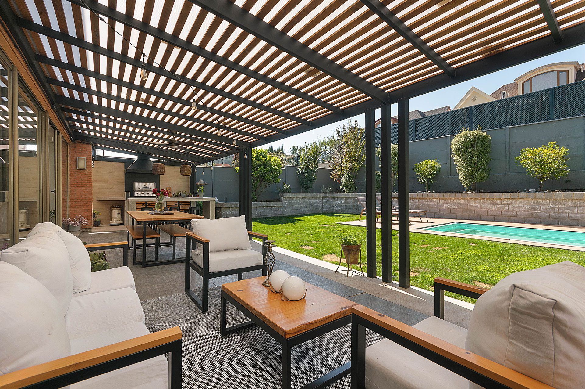  Remodeled Mediterranean-Style House in San Carlos de Apoquindo - 物件實景
