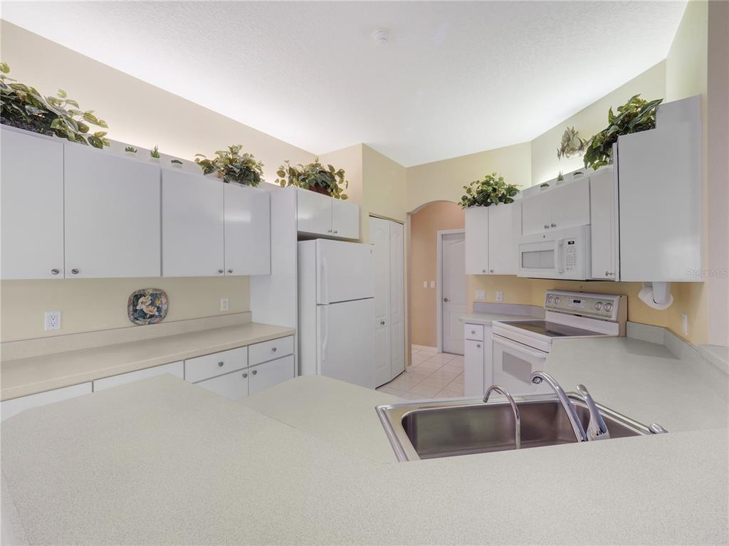 Nokomis, Florida, 34275, United States, 3 Bedrooms Bedrooms, ,2 BathroomsBathrooms,Residential,For Sale,1908460