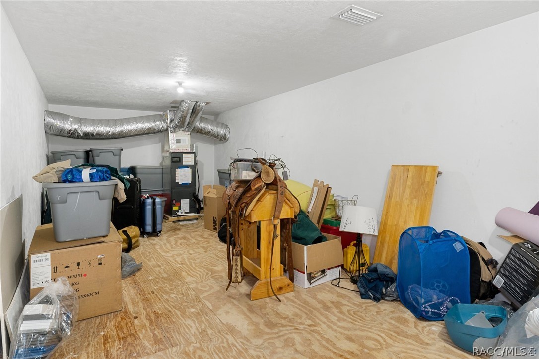 Dunnellon, Florida, 34431, United States, 4 Bedrooms Bedrooms, ,2 BathroomsBathrooms,Residential,For Sale,1920438