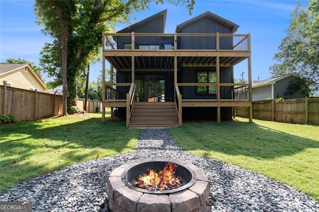 Smyrna, Georgia, 30080, United States, 4 Bedrooms Bedrooms, ,3 BathroomsBathrooms,Residential,For Sale,1913057