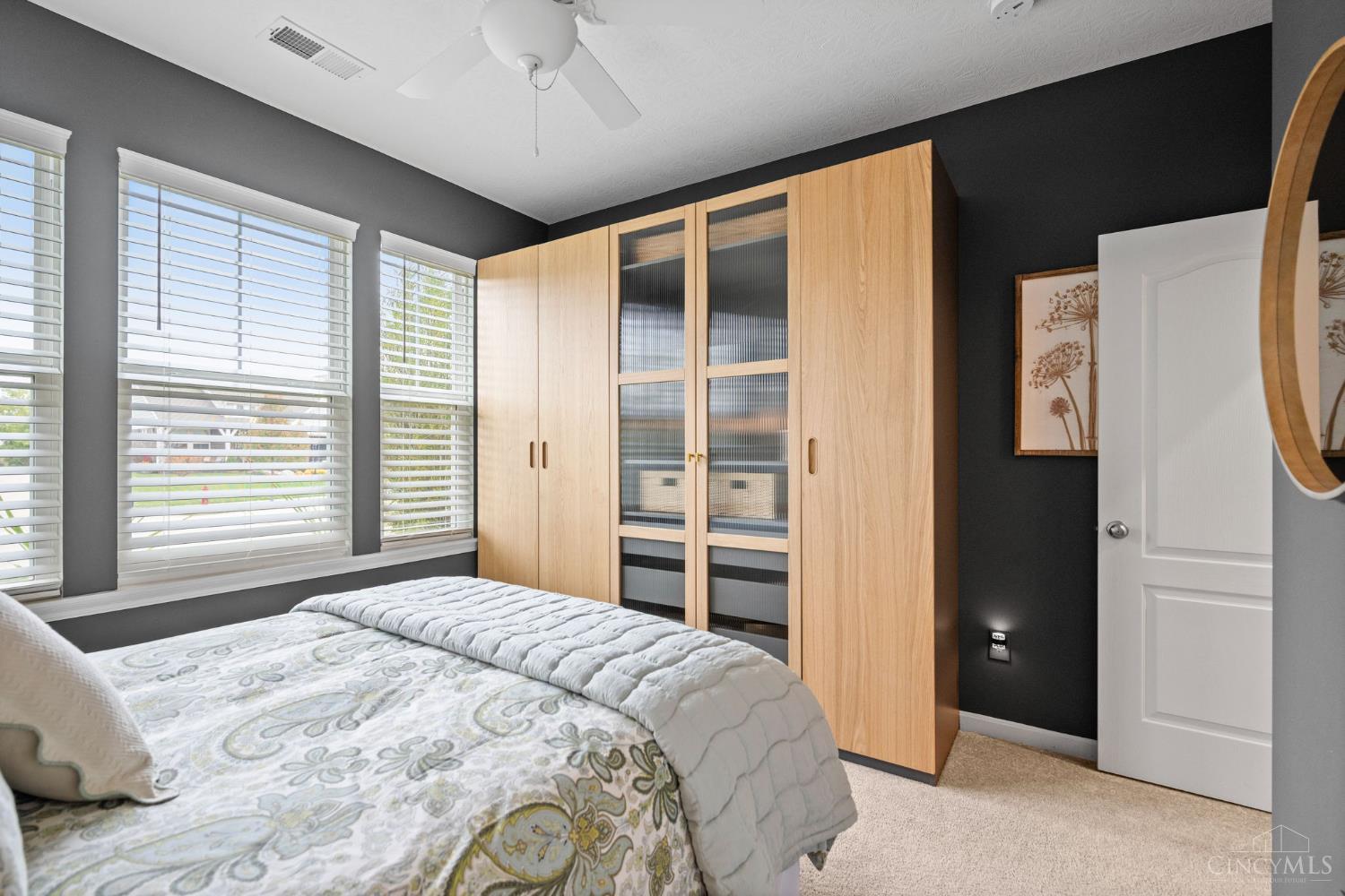 Middletown, Ohio, 45005, United States, 3 Bedrooms Bedrooms, ,2 BathroomsBathrooms,Residential,For Sale,1997212