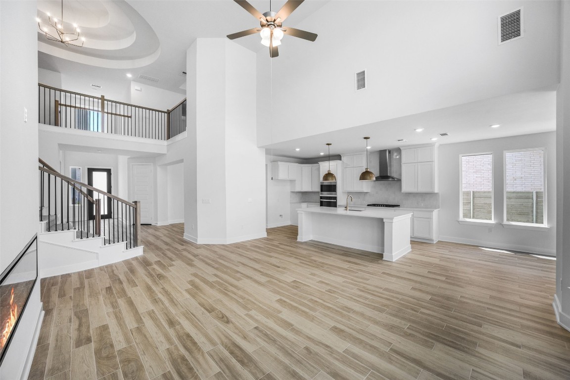 Georgetown, Texas, 78628, United States, 5 Bedrooms Bedrooms, ,5 BathroomsBathrooms,Residential,For Sale,1794209