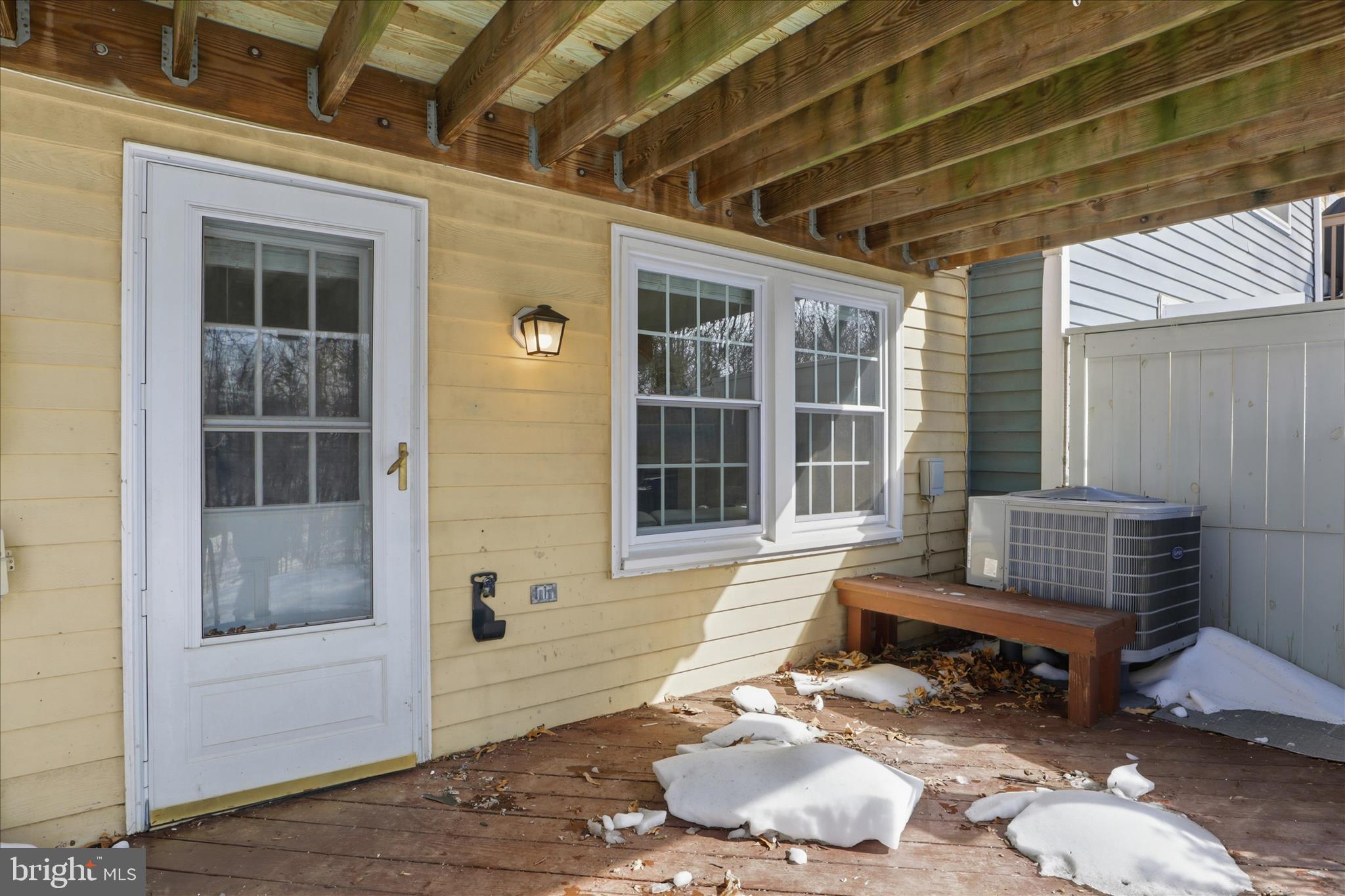 Reston, Virginia, 20194, United States, 2 Bedrooms Bedrooms, ,4 BathroomsBathrooms,Residential,For Sale,2015331