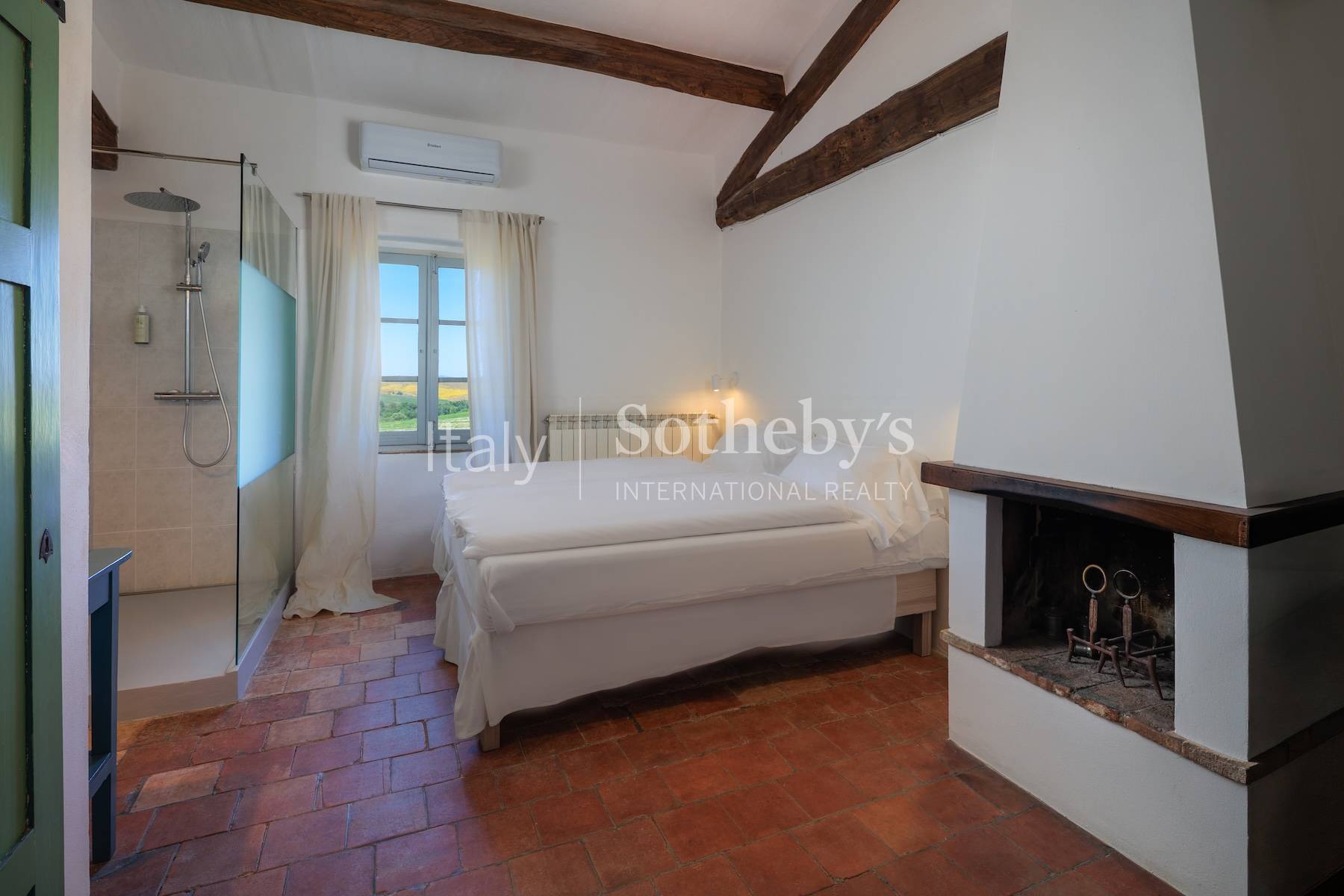  Prestigious estate with historic hamlet and winery - 物件實景