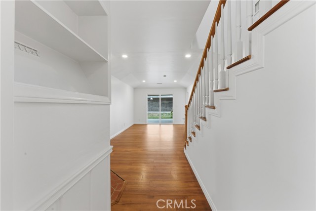 Los Angeles, California, 90043, United States, 3 Bedrooms Bedrooms, ,3 BathroomsBathrooms,Residential,For Sale,2049255