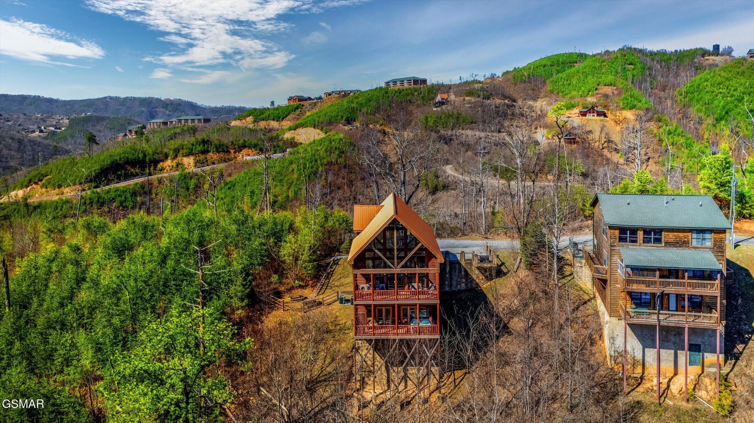 Gatlinburg, Tennessee, 37738, United States, 4 Bedrooms Bedrooms, ,5 BathroomsBathrooms,Residential,For Sale,1914228