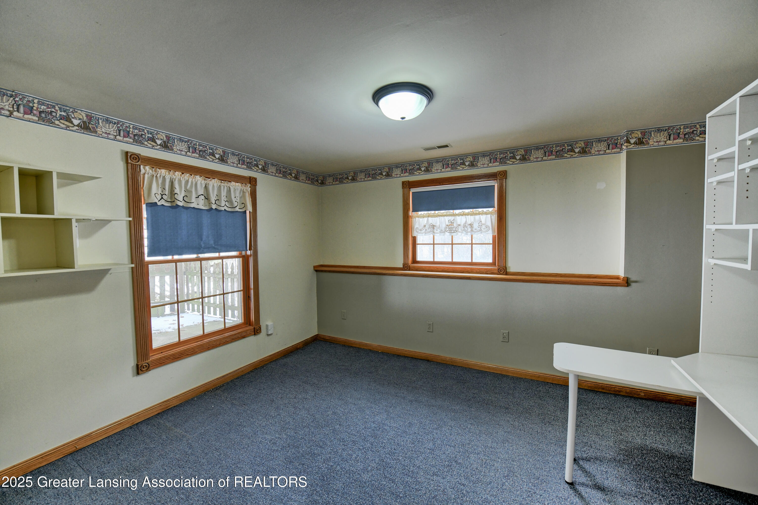 Portland, Michigan, 48875, United States, 5 Bedrooms Bedrooms, ,4 BathroomsBathrooms,Residential,For Sale,2031480