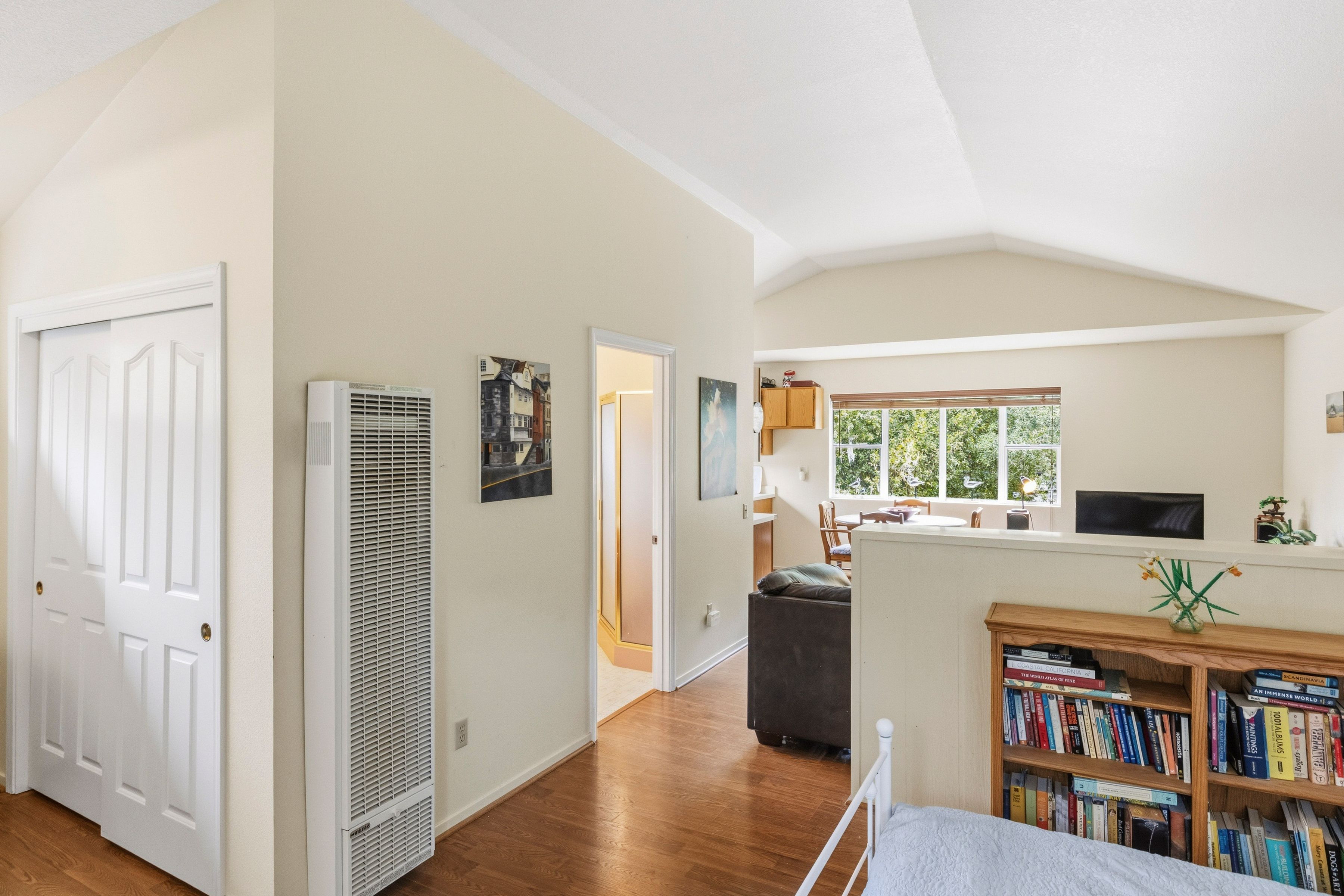  25193 Flanders Drive, Carmel - 物件實景