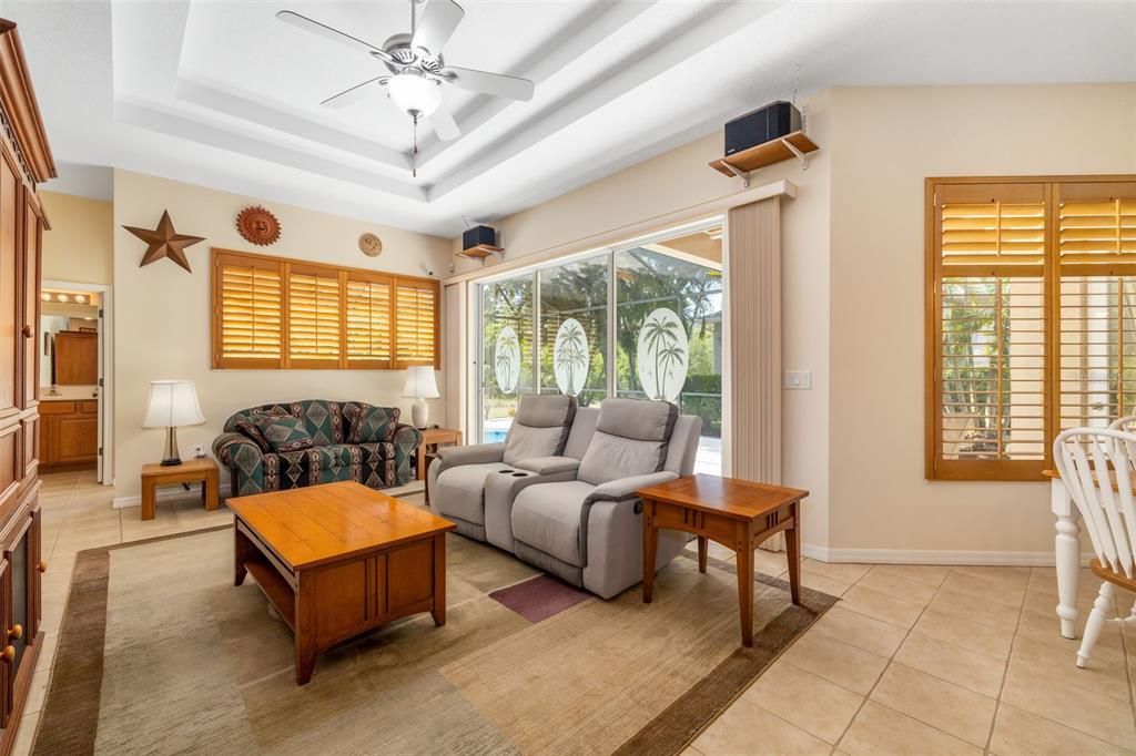 Bradenton, Florida, 34212, United States, 4 Bedrooms Bedrooms, ,3 BathroomsBathrooms,Residential,For Sale,1805204