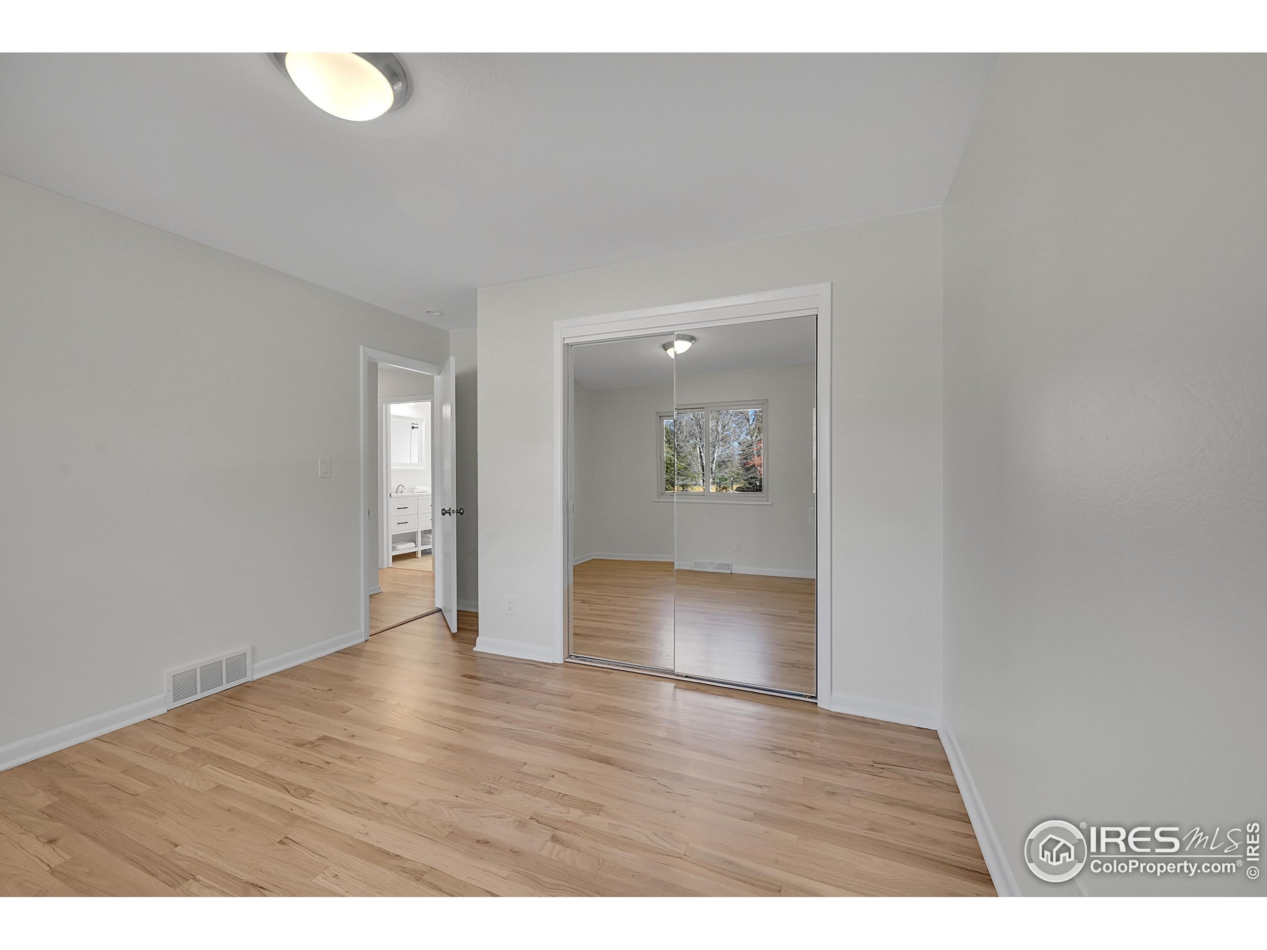 Boulder, Colorado, 80305, United States, 4 Bedrooms Bedrooms, ,2 BathroomsBathrooms,Residential,For Sale,1989611