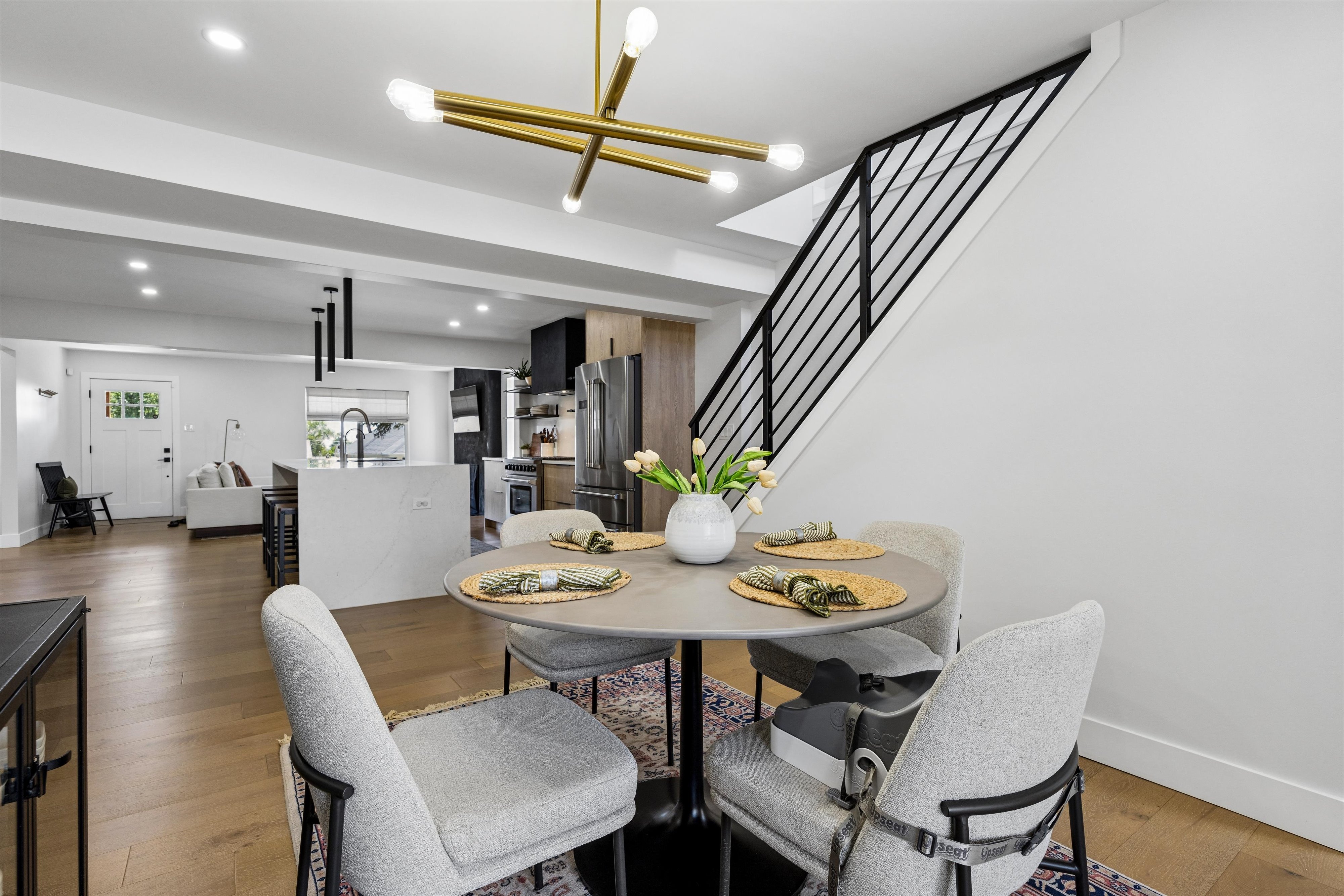  Beautifully renovated-perfect blend of modern functionality, thoughtful design - 物件實景