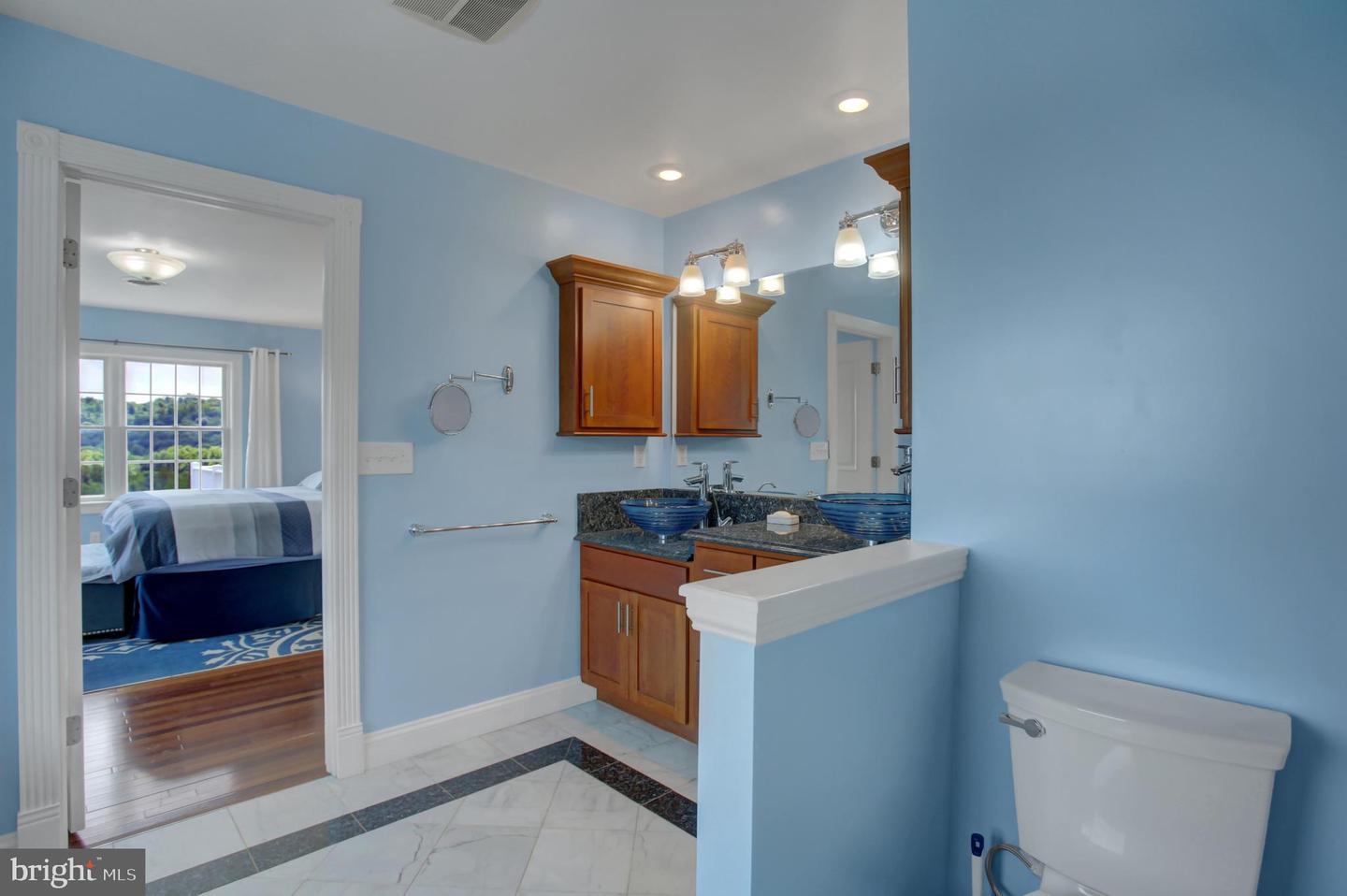 Big Pool, Maryland, 21711, United States, 5 Bedrooms Bedrooms, ,4 BathroomsBathrooms,Residential,For Sale,1897017
