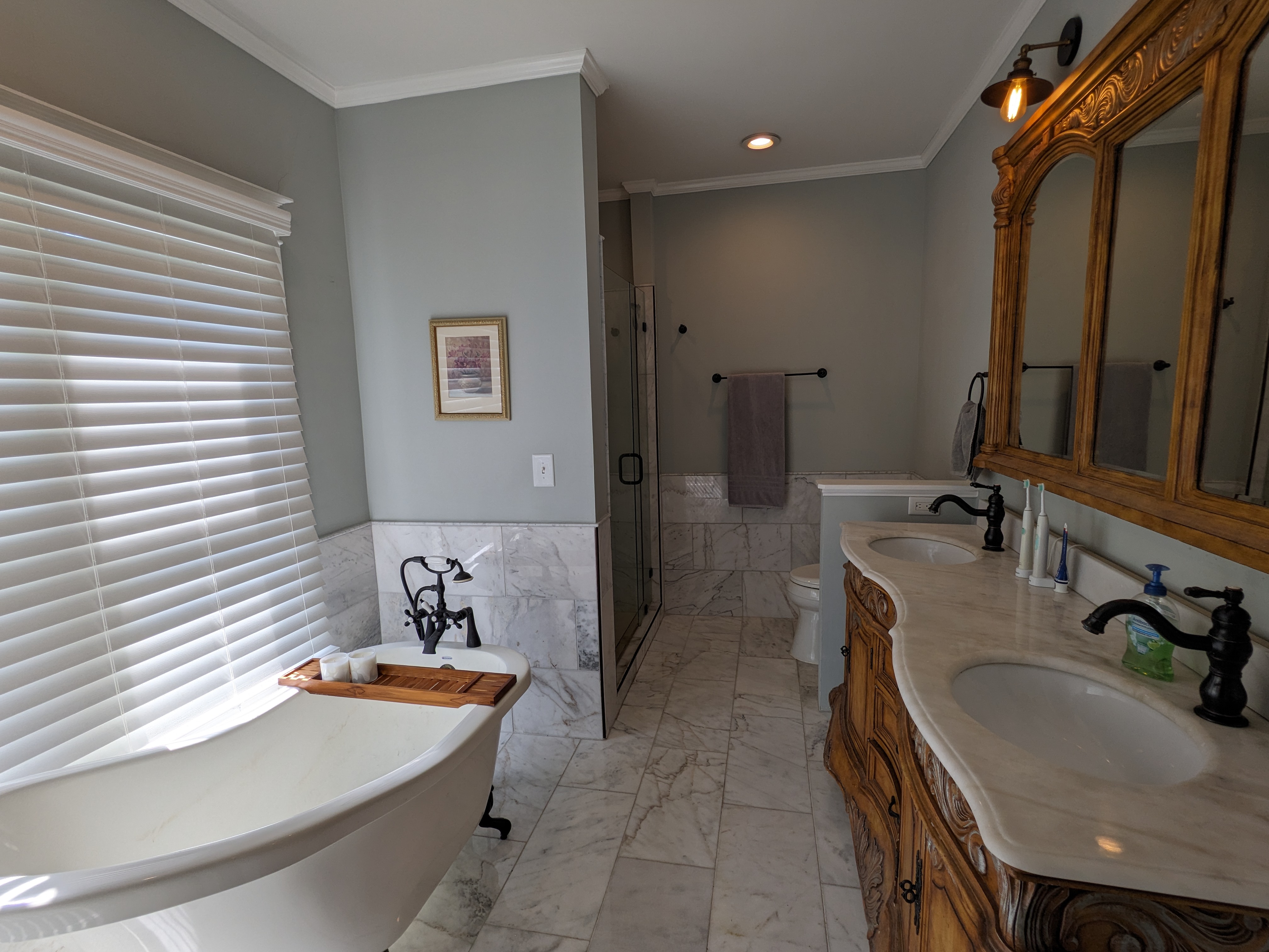 Oxford, North Carolina, 27565, United States, 4 Bedrooms Bedrooms, ,4 BathroomsBathrooms,Residential,For Sale,1979586