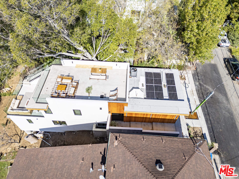 Los Angeles, California, 90065, United States, 3 Bedrooms Bedrooms, ,3 BathroomsBathrooms,Residential,For Sale,1939626