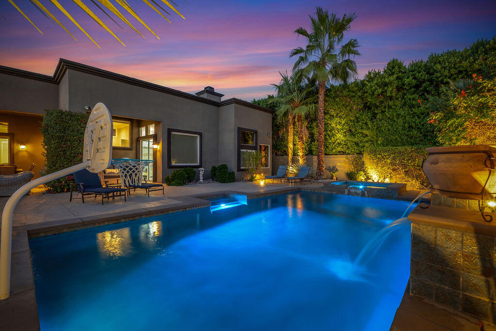 La Quinta, California, 92253, United States, 4 Bedrooms Bedrooms, ,2 BathroomsBathrooms,Residential,For Sale,1987635