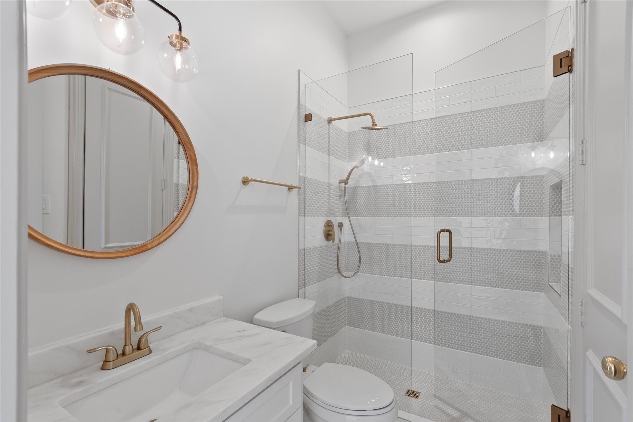 Southlake, Texas, 76092, United States, 5 Bedrooms Bedrooms, ,6 BathroomsBathrooms,Residential,For Sale,1962326