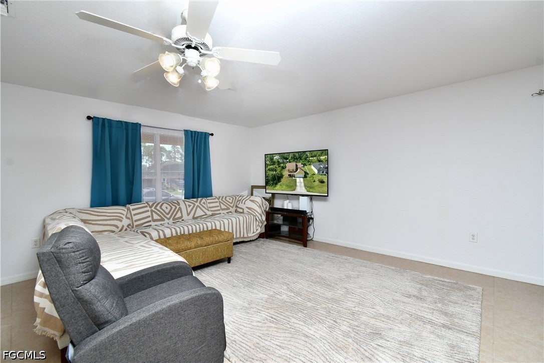 Crestwood St, Lehigh Acres, FL 33974