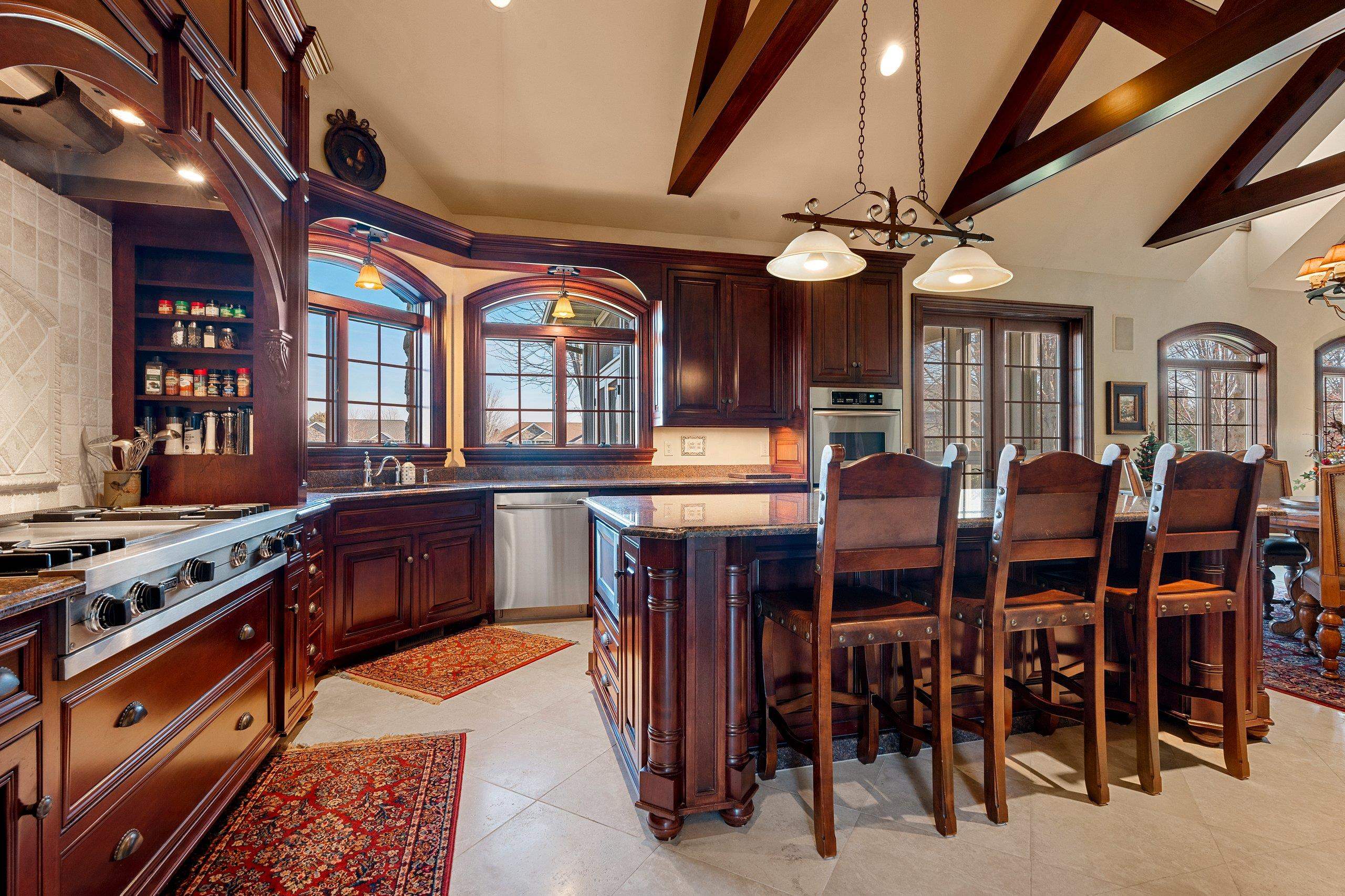 MENASHA, Wisconsin, 54952, United States, 6 Bedrooms Bedrooms, ,5 BathroomsBathrooms,Residential,For Sale,1994548