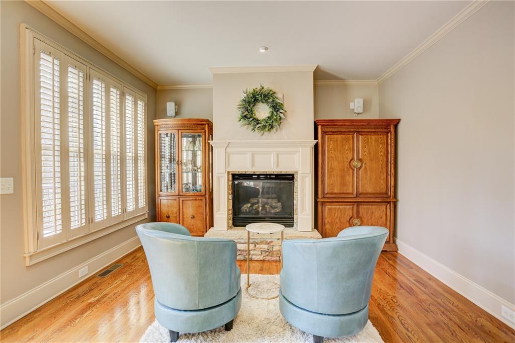Suwanee, Georgia, 30024, United States, 5 Bedrooms Bedrooms, ,5 BathroomsBathrooms,Residential,For Sale,2025852