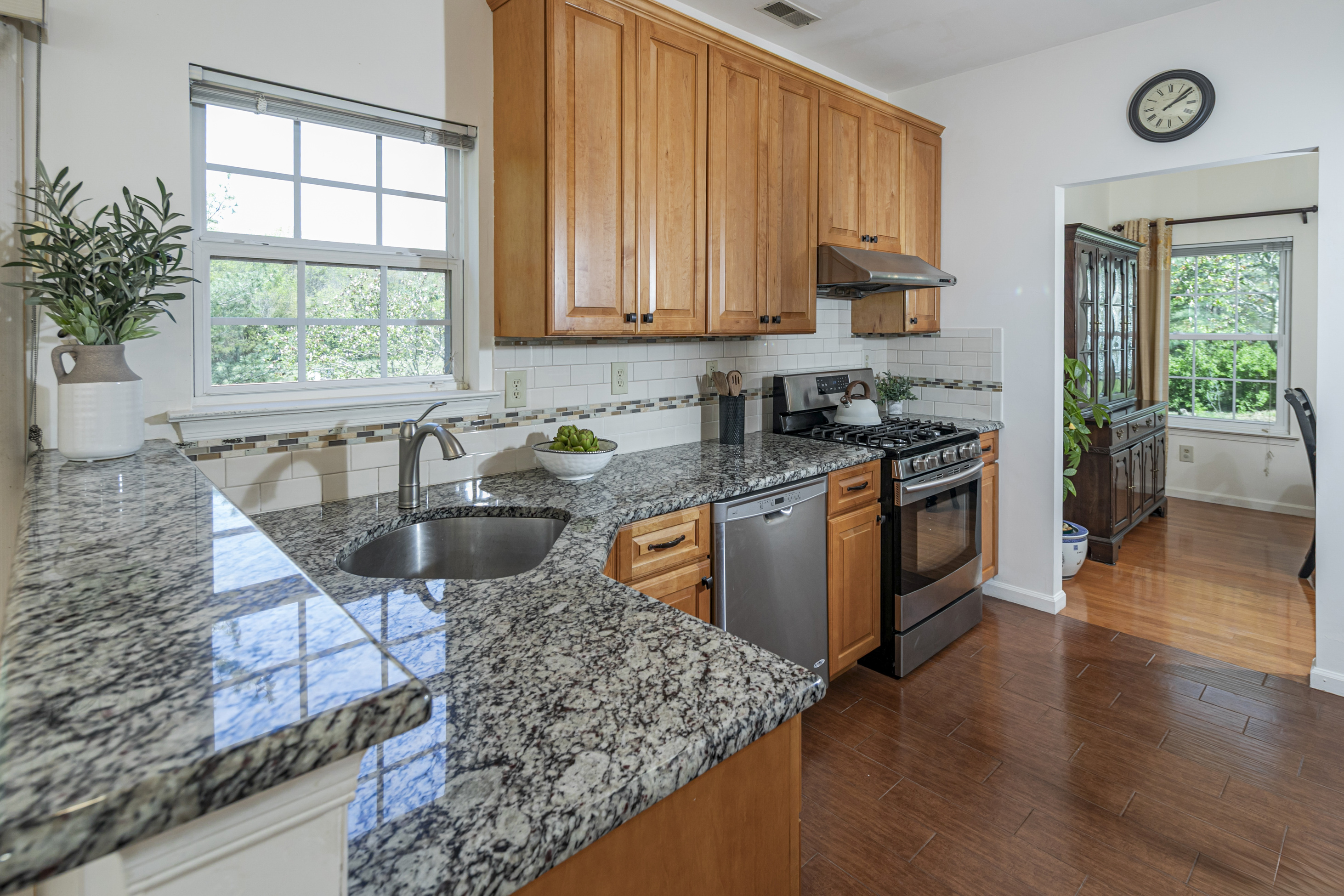  Woodsedge Home Backing to Open Space Near Princeton - 物件實景