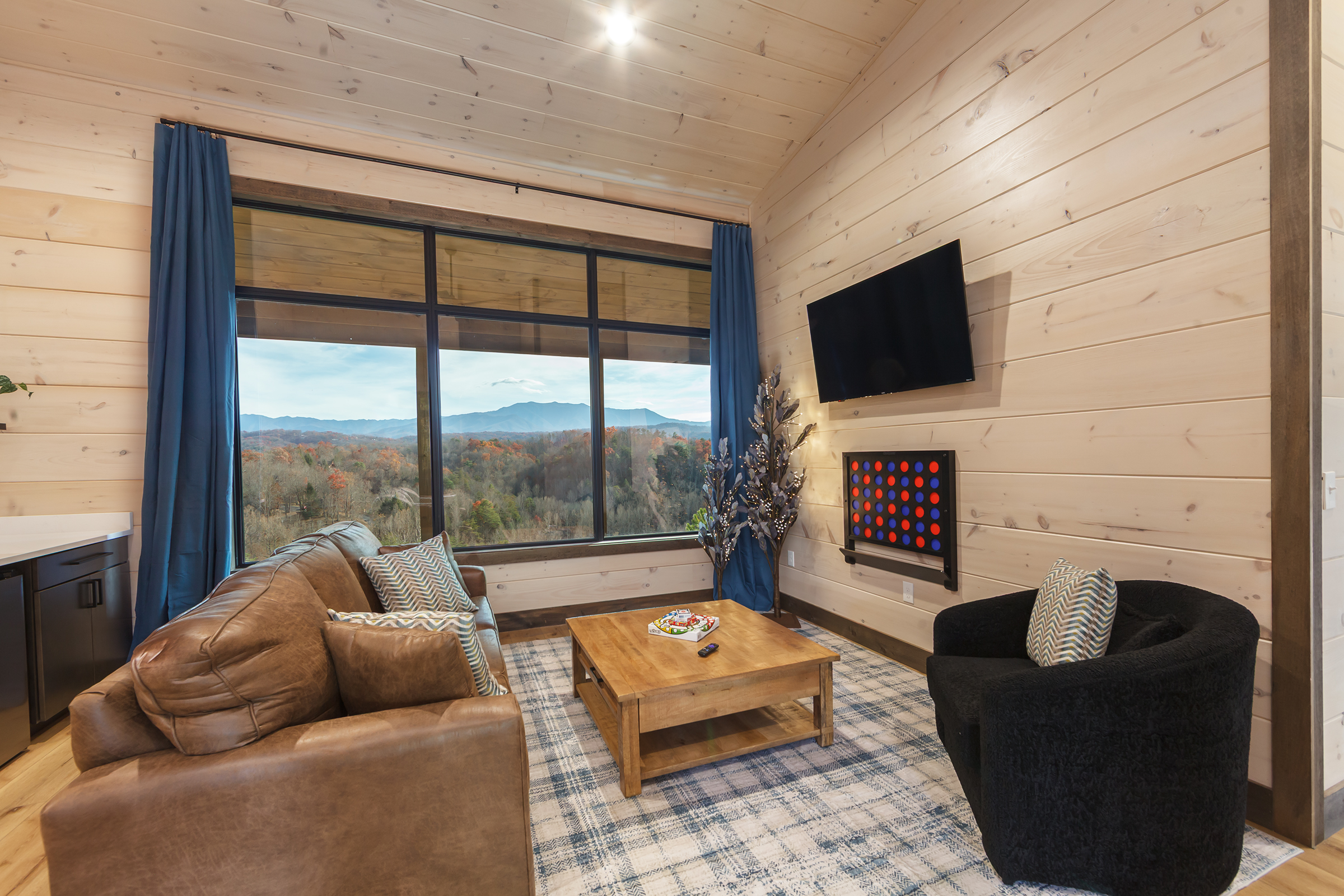 John Sevier, Tennessee, 37876, United States, 6 Bedrooms Bedrooms, ,8 BathroomsBathrooms,Residential,For Sale,2000346