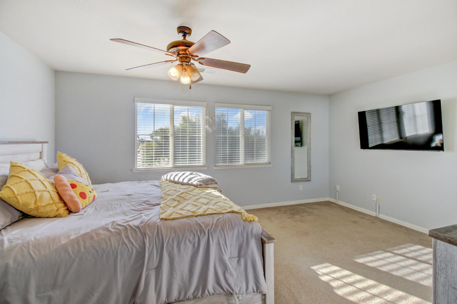 Lincoln, California, 95648, United States, 4 Bedrooms Bedrooms, ,3 BathroomsBathrooms,Residential,For Sale,1991044