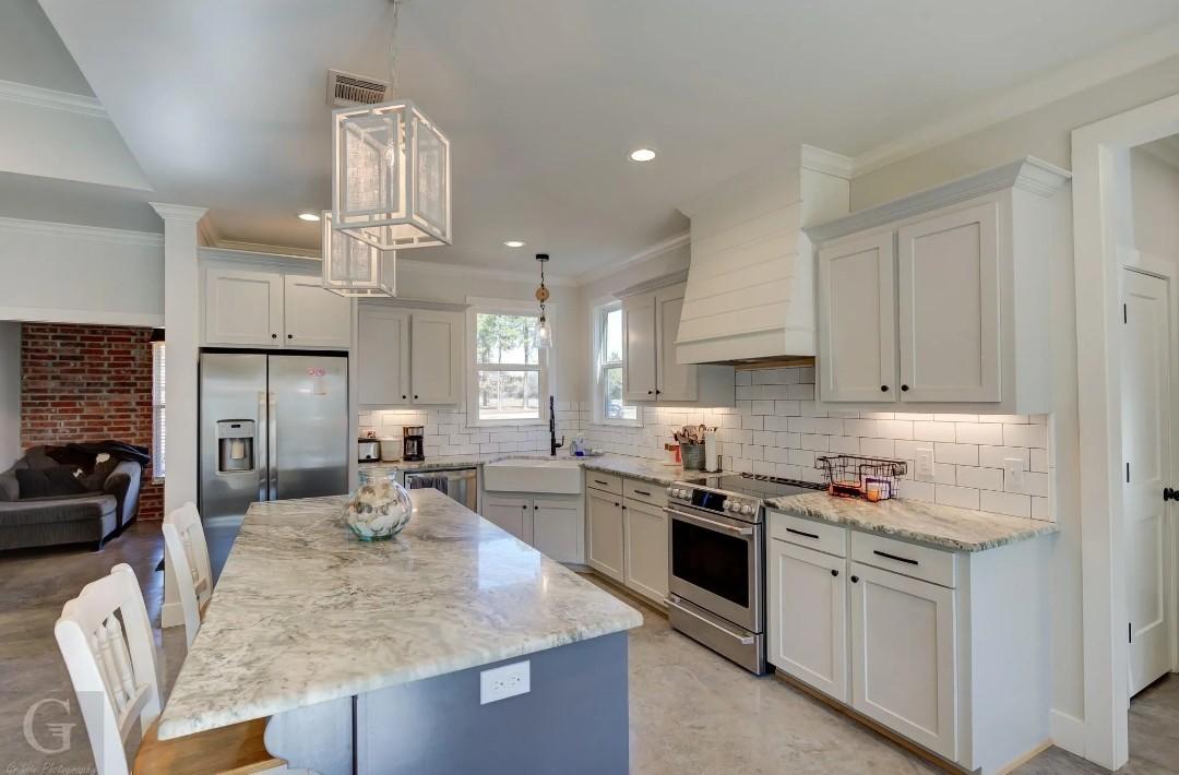 Frierson, Louisiana, 71027, United States, 5 Bedrooms Bedrooms, ,3 BathroomsBathrooms,Residential,For Sale,1992763