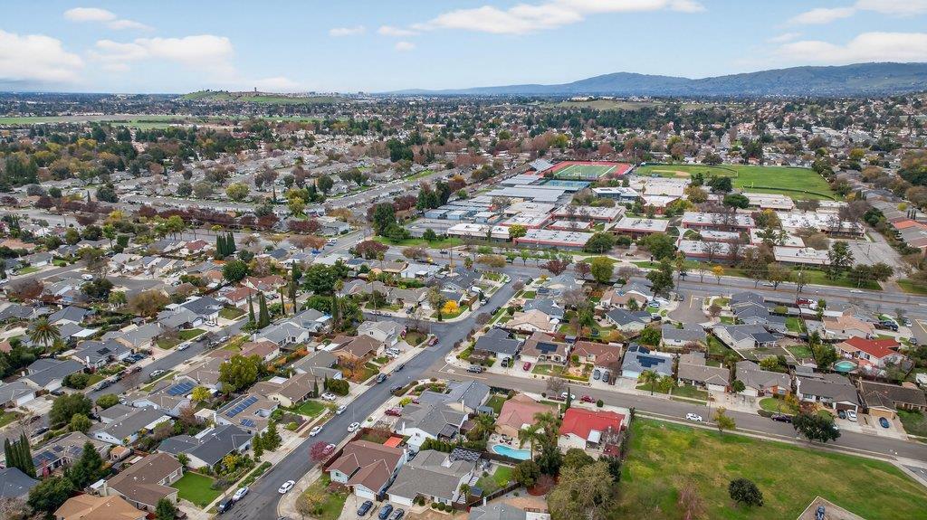 San Jose, California, 95123, United States, 4 Bedrooms Bedrooms, ,2 BathroomsBathrooms,Residential,For Sale,2005959