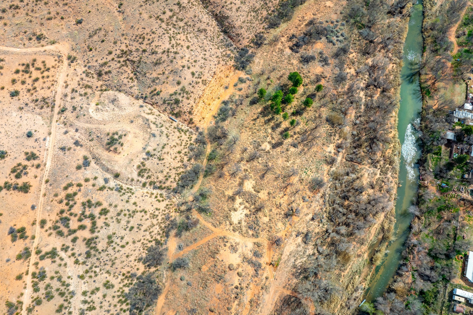  Under 5 Acres - 物件實景