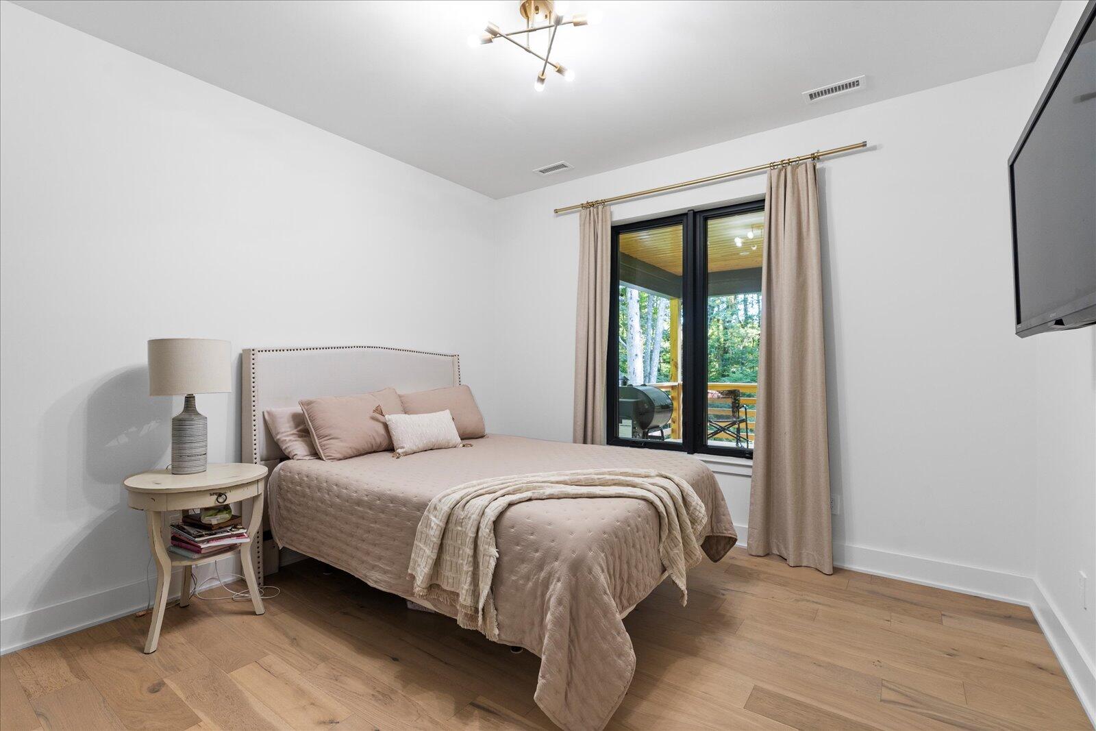 Whitwell, Tennessee, 37397, United States, 3 Bedrooms Bedrooms, ,3 BathroomsBathrooms,Residential,For Sale,1980054