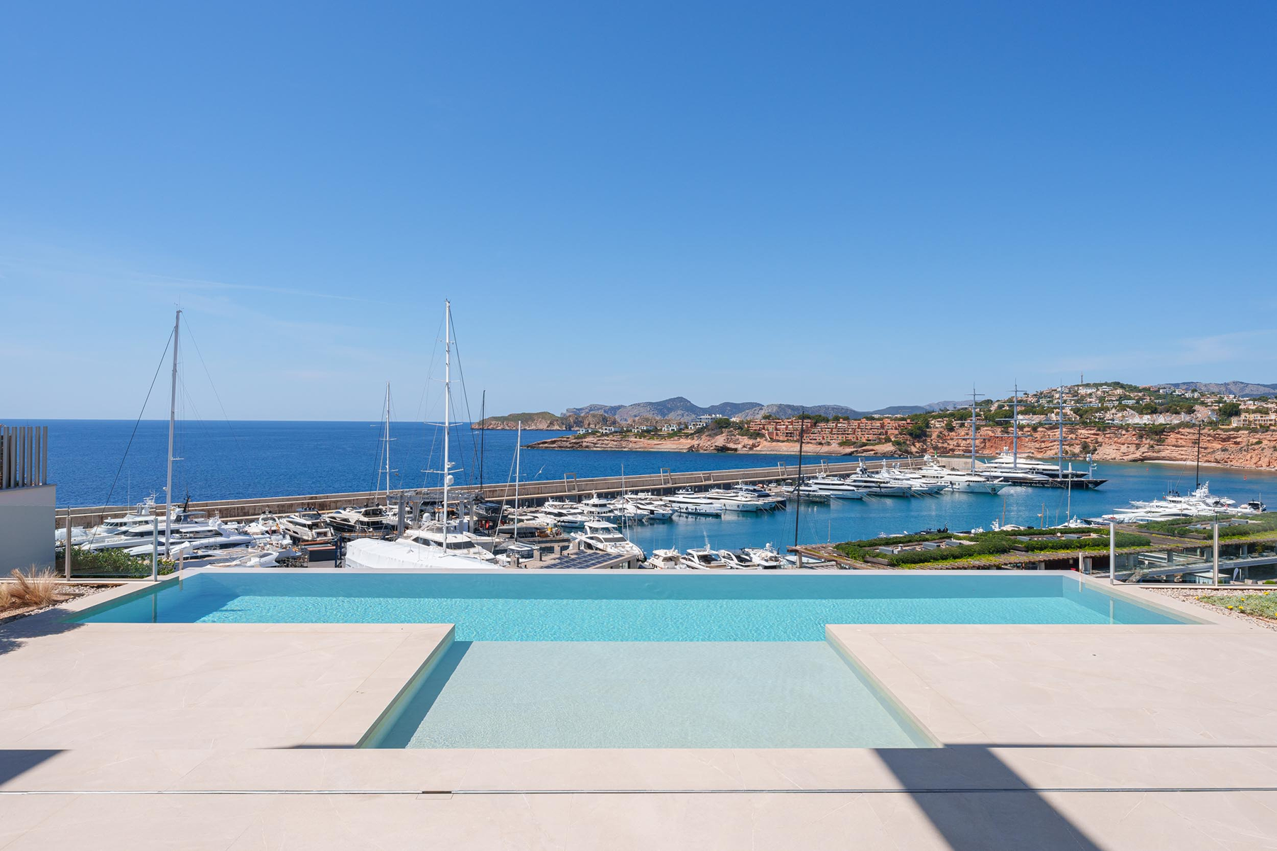  Villa with pool on the beachfront in Calviá - 物件實景