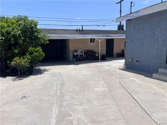 Los Angeles, California, 90002, United States, 4 Bedrooms Bedrooms, ,Residential,For Sale,1915787