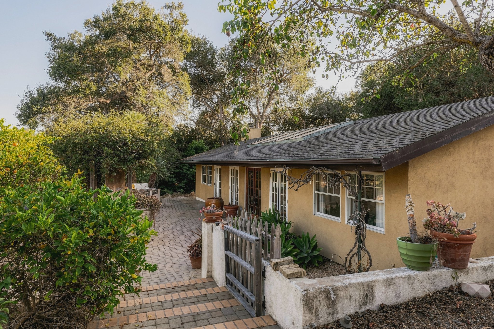  Private Montecito Compound - 物件實景