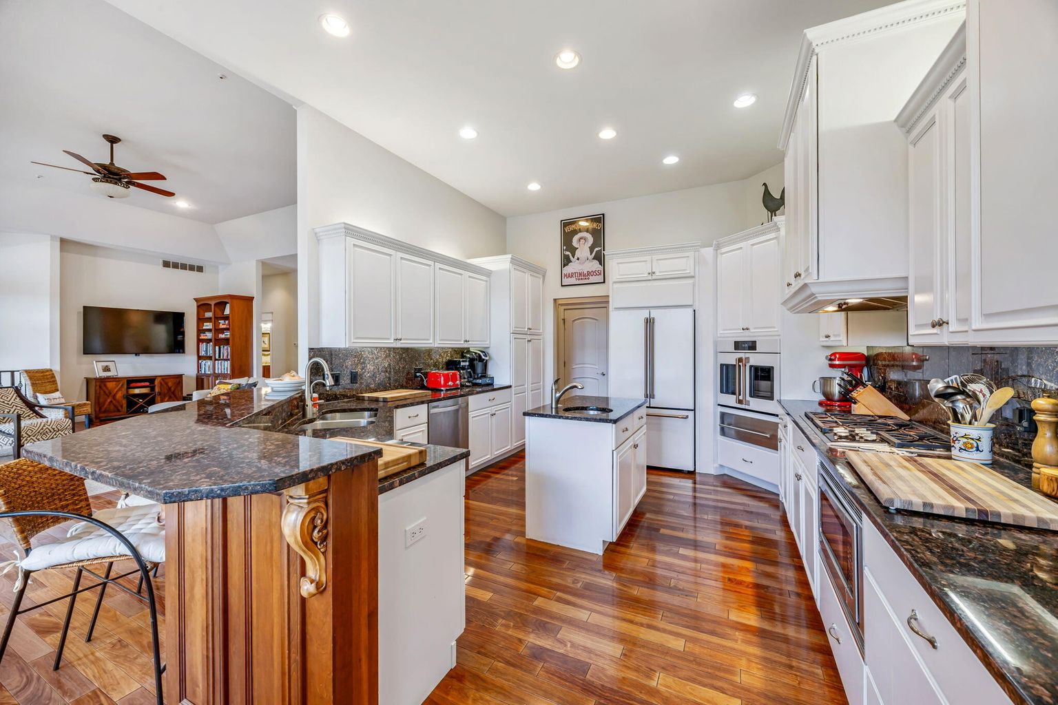 Canadian Lakes, Michigan, 49346, United States, 5 Bedrooms Bedrooms, ,6 BathroomsBathrooms,Residential,For Sale,1981298