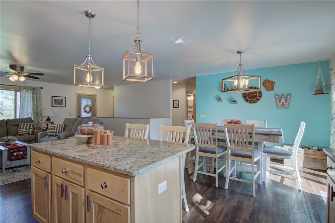 Cadott, Wisconsin, 54727, United States, 4 Bedrooms Bedrooms, ,2 BathroomsBathrooms,Residential,For Sale,1961468