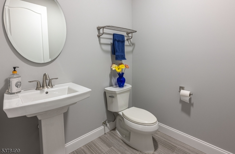Butler Boro, New Jersey, 07405, United States, 3 Bedrooms Bedrooms, ,3 BathroomsBathrooms,Residential,For Sale,1926300