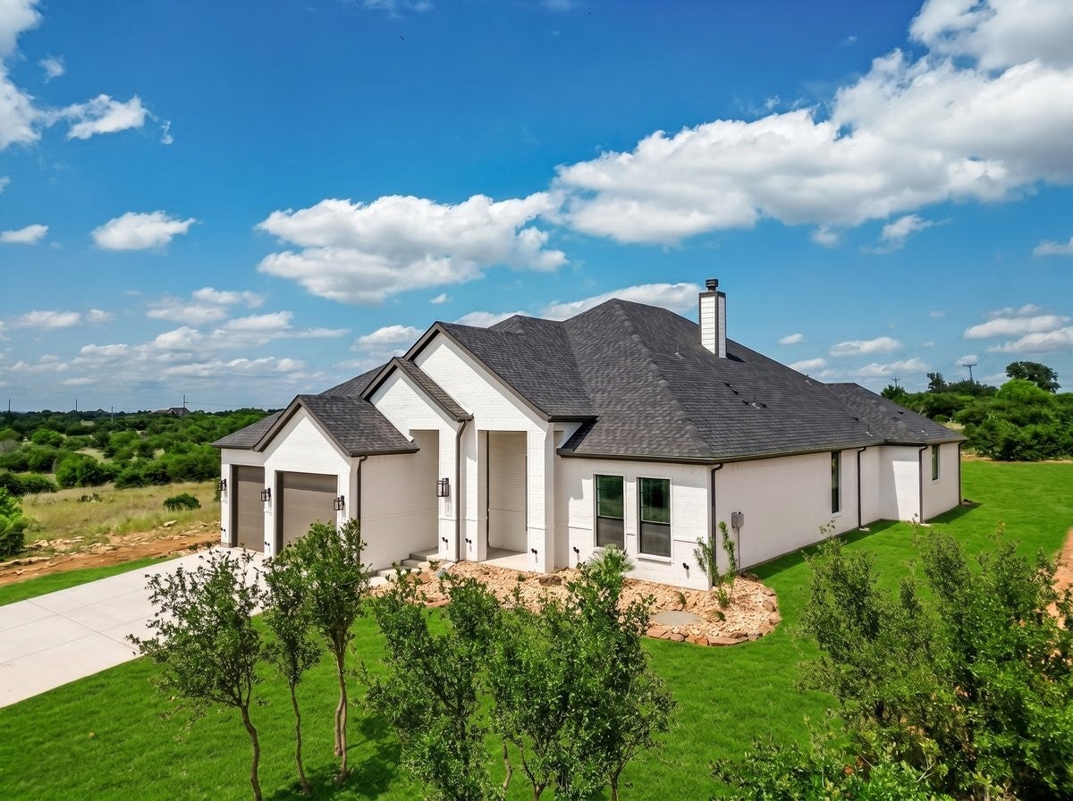 Possum Kingdom Lake, Texas, 76449, United States, 4 Bedrooms Bedrooms, ,3 BathroomsBathrooms,Residential,For Sale,2032689