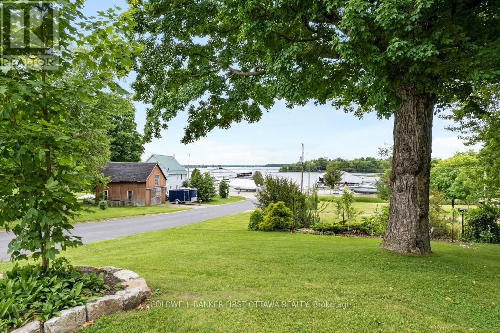 RIDEAU LAKES, Ontario, K0G 1V0, CA, 3 Bedrooms Bedrooms, ,2 BathroomsBathrooms,Residential,For Sale,1947038