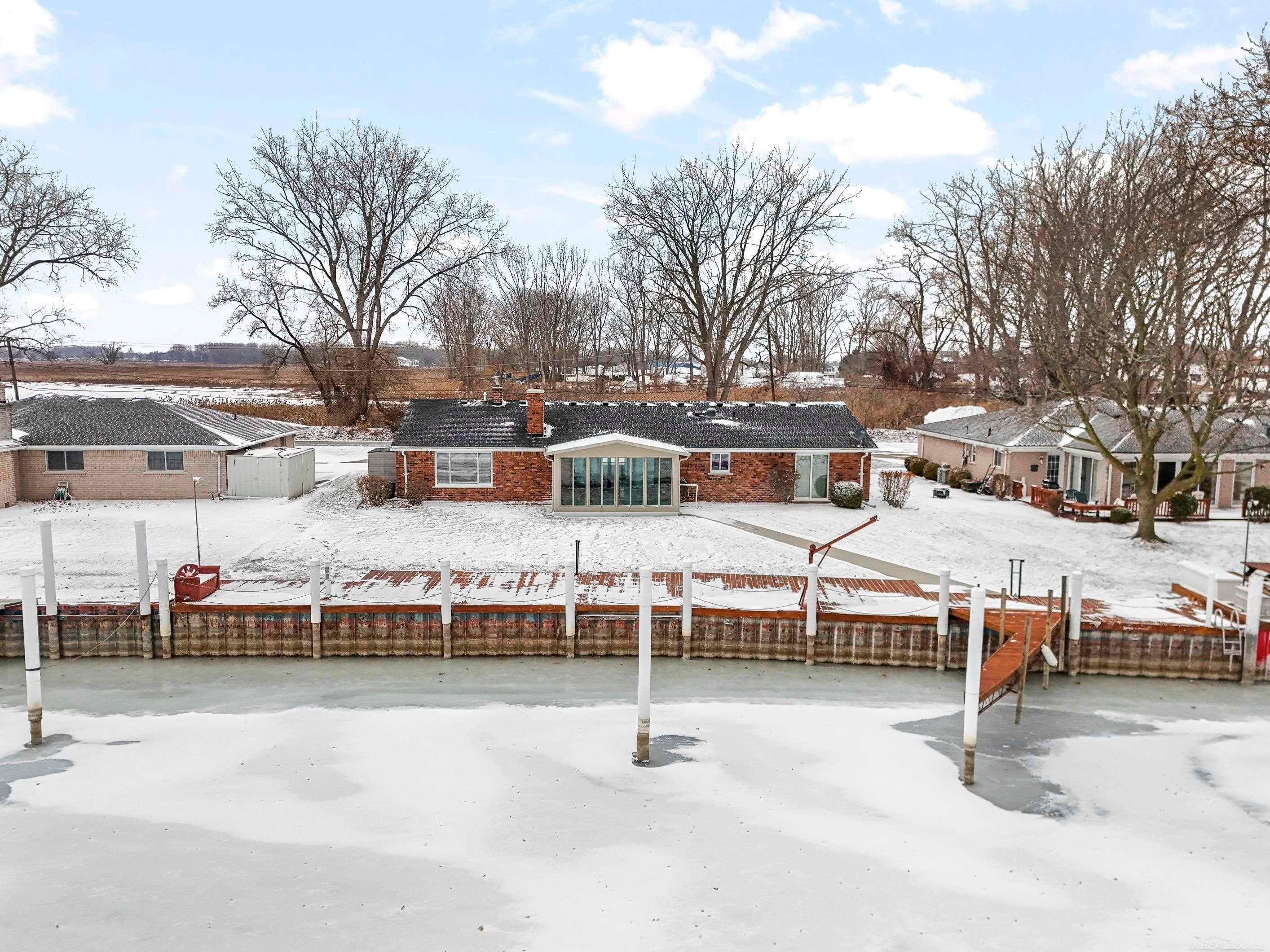 Harrison Twp, Michigan, 48045, United States, 3 Bedrooms Bedrooms, ,2 BathroomsBathrooms,Residential,For Sale,2005468