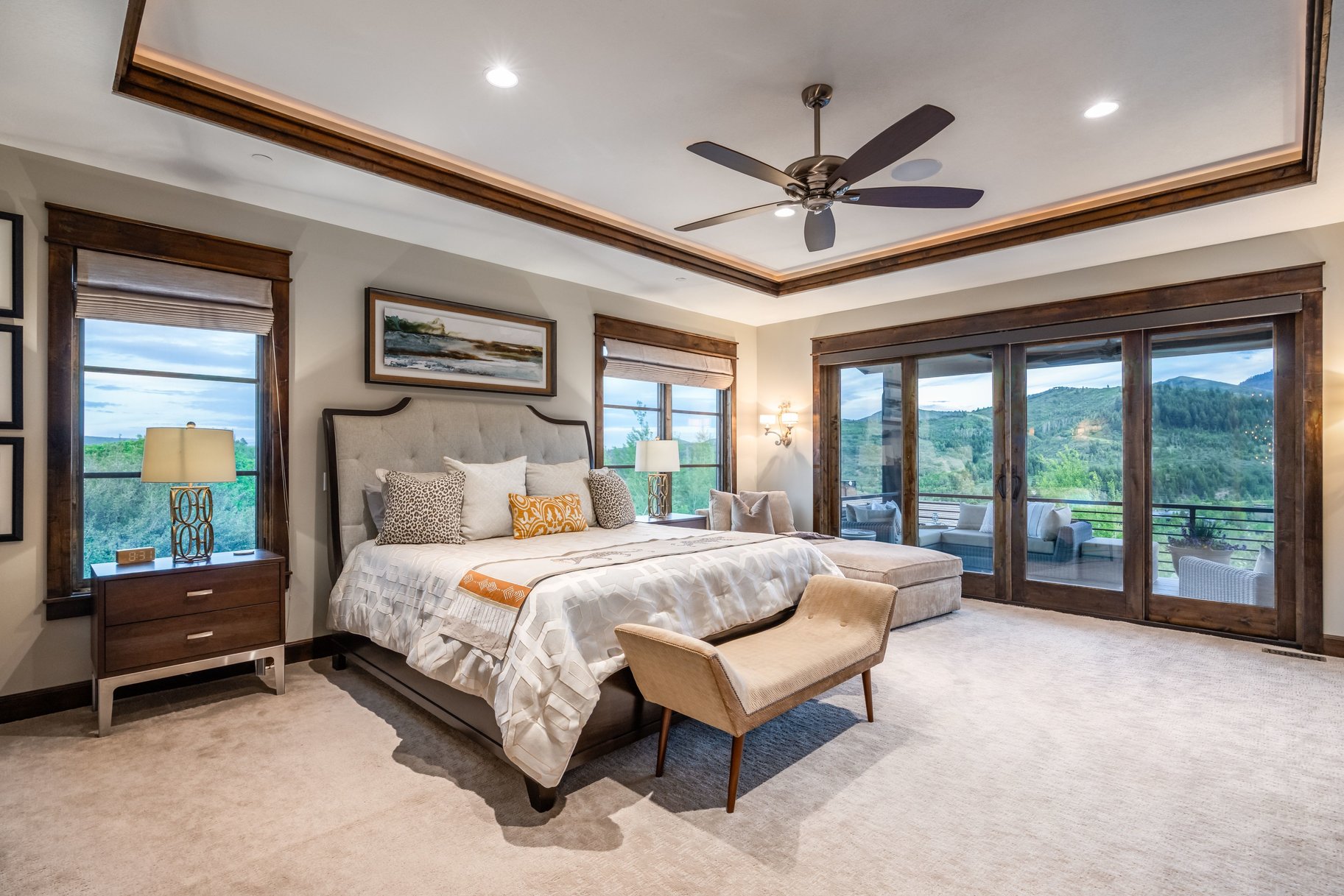  Luxury Custom Home in the Coveted Woods of Parleys Lane - 物件實景
