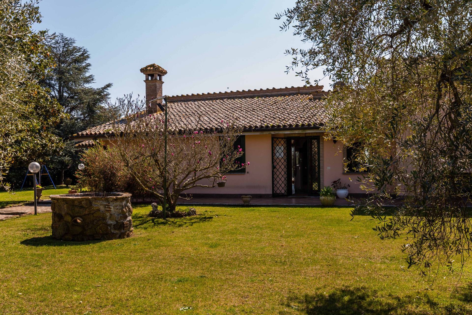 Sacrofano, Roma, 00060, IT, 6 Bedrooms Bedrooms, ,5 BathroomsBathrooms,Residential,For Sale,1850375