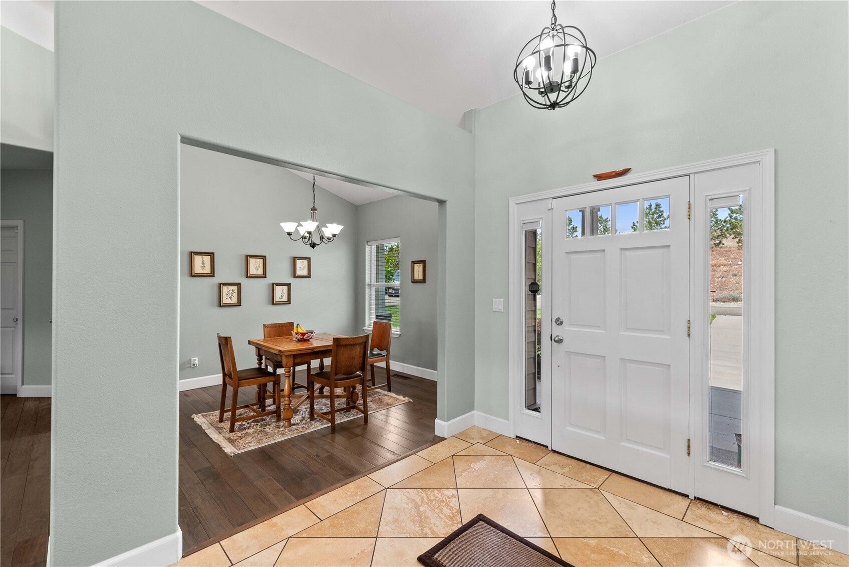 East Wenatchee, Washington, 98802, United States, 3 Bedrooms Bedrooms, ,1 BathroomBathrooms,Residential,For Sale,1818032